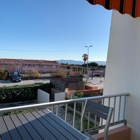 T2 Hyeres La Bergerie Vue Mer 50 M De La Plage Exterior photo